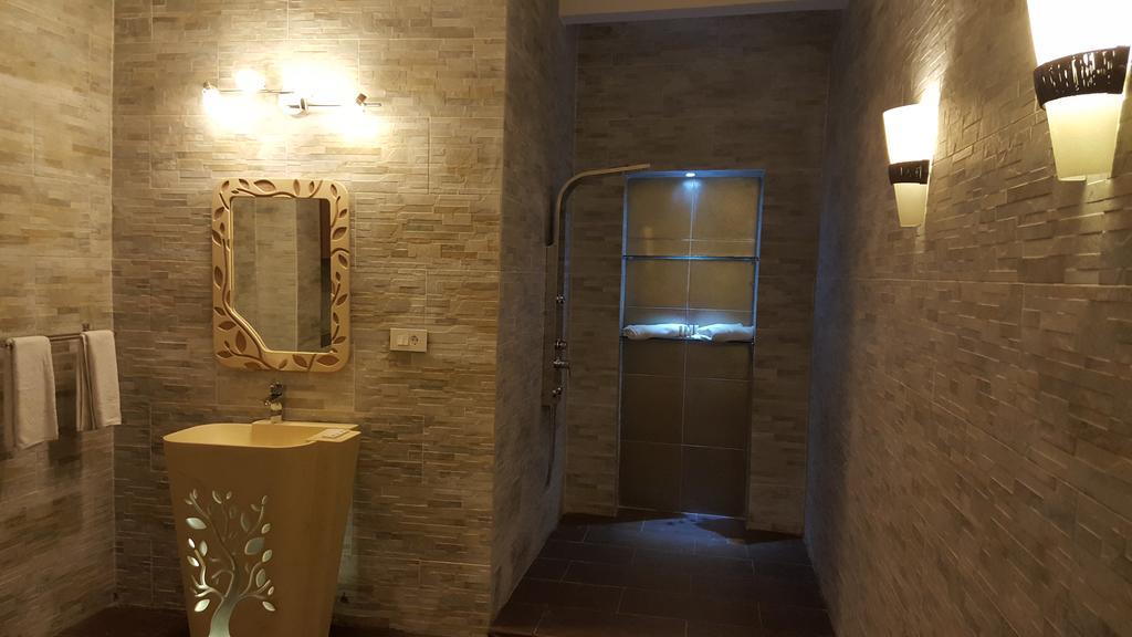 Riviera Taouyah Hotel Конакри Экстерьер фото