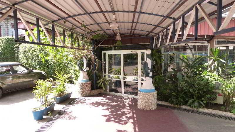 Riviera Taouyah Hotel Конакри Экстерьер фото